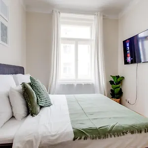  Apartment Modern Quiet Next To Wenceslas Square - Vs Czech Republic